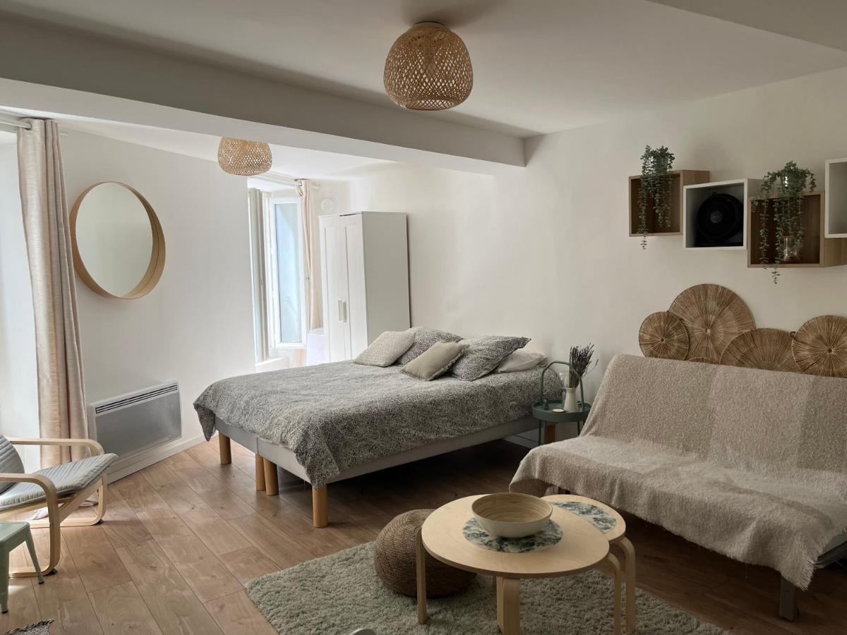 Studio Hyeres -Rue Pietonne Climatisation Lit 160 Tout Equipe - Sabrina Hyères Exterior foto